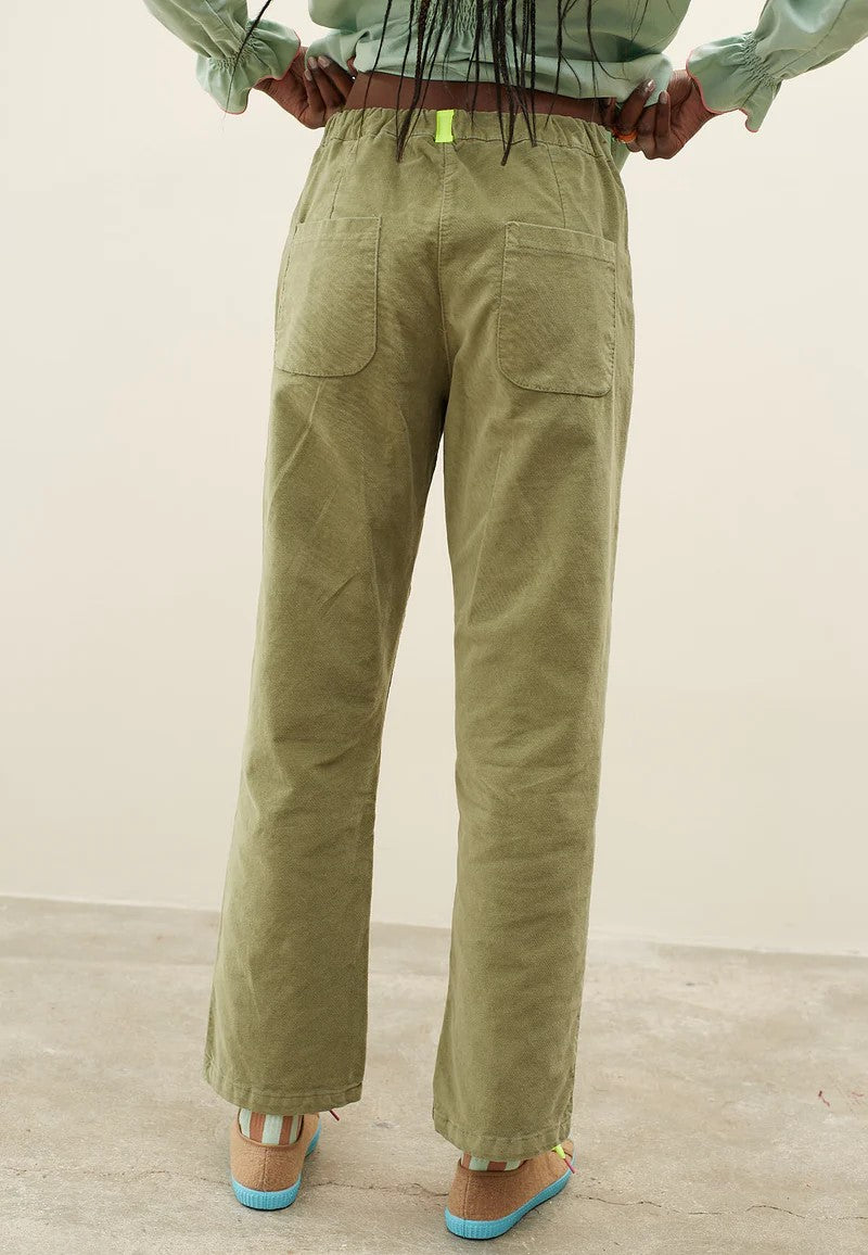 Pantalon_Pana_Verde_Maria_Pajaro3